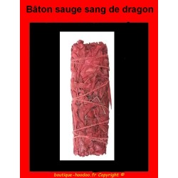 bâton de sauge imprégné de  résine de sang de dragon